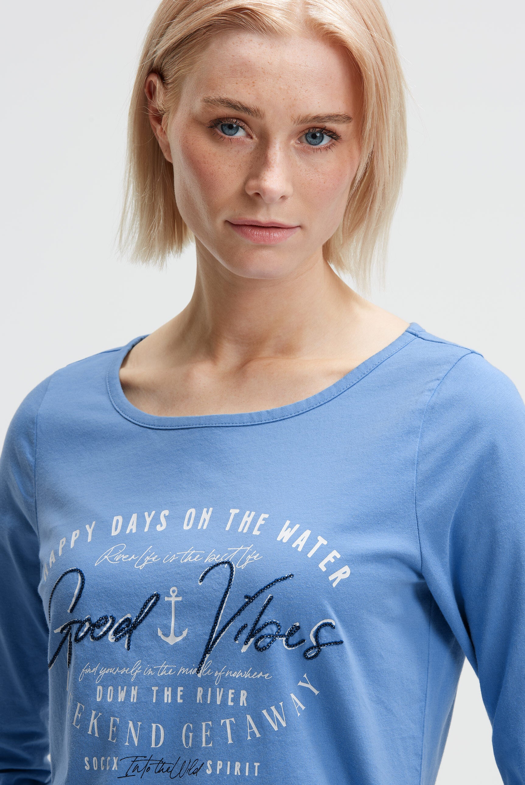 Rundhalsshirt mit 3/4-Ärmeln und Seitenraffung - 4