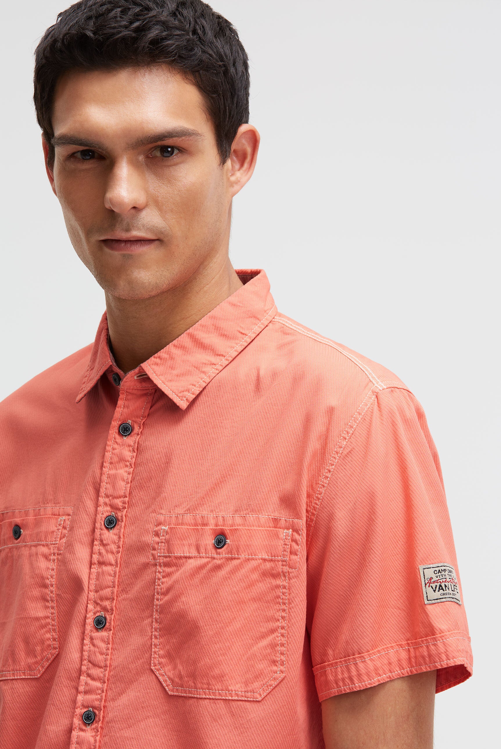 Kurzarmhemd mit diagonaler Dobby-Struktur - 4